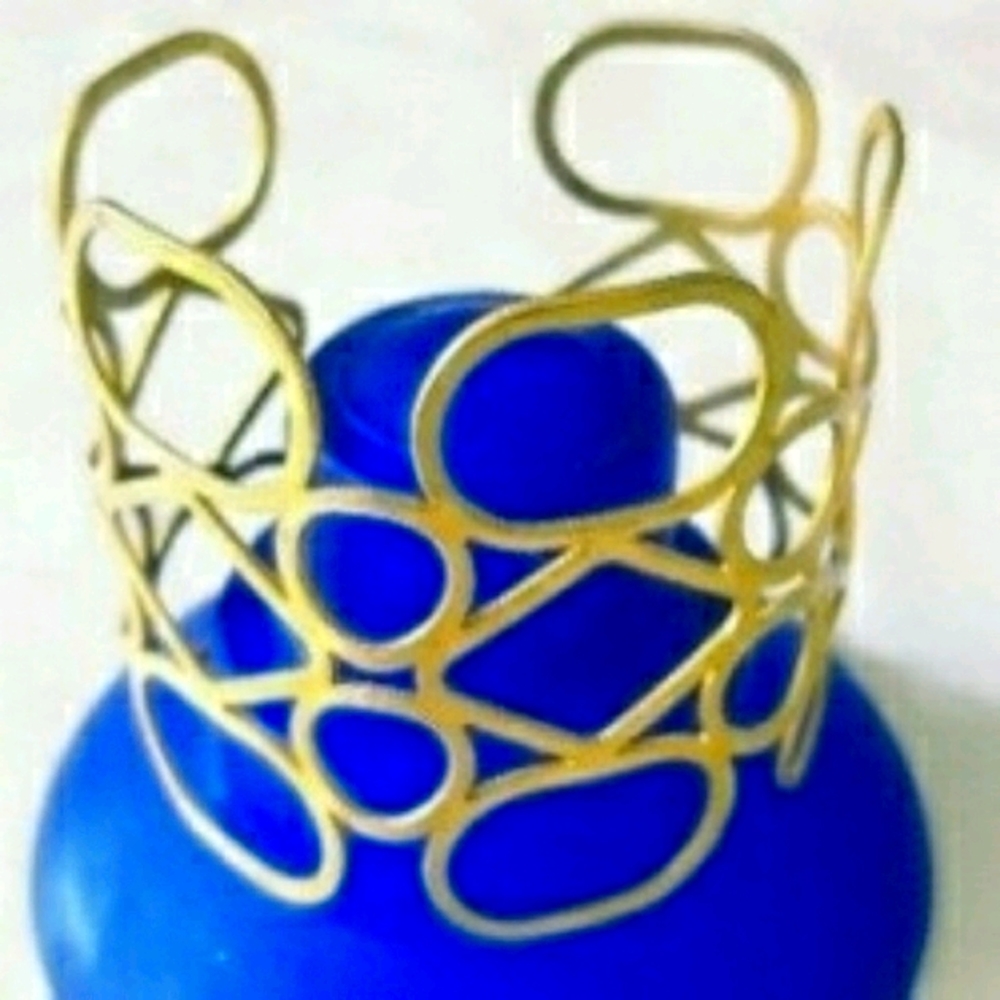Circles Cuff Bracelet